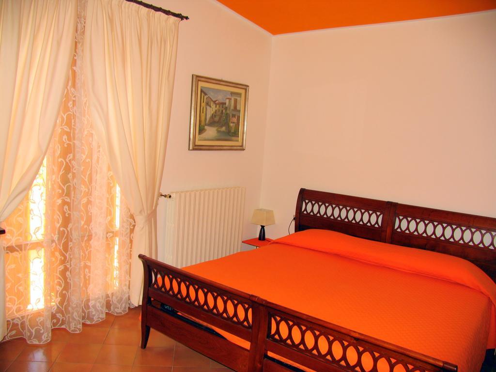 Bed and Breakfast La Casa Dei Boschi San Marino Pokoj fotografie